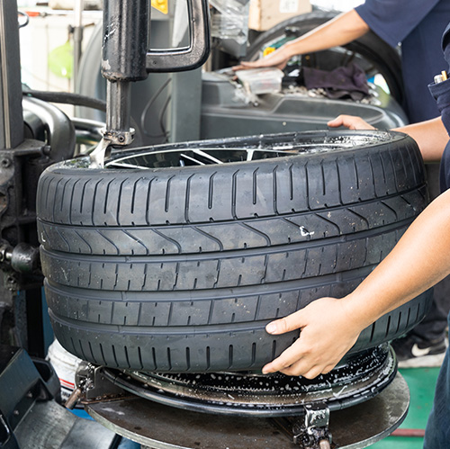 Mobilna i stacjonarna wulkanizacja - Przyjedziemy do Ciebie i naprawimy Twoje opony, gdziekolwiek jesteś! Najszybciej i najtaniej w regionie! Zadzwoń: +48 600 342 649